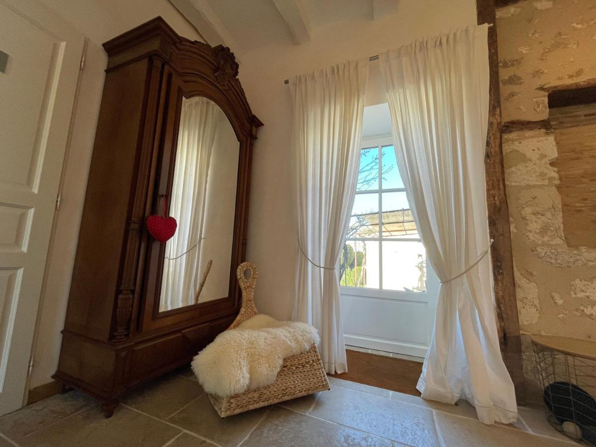 La Ferme Buissonniere Bed & Breakfast Bardou Exterior photo