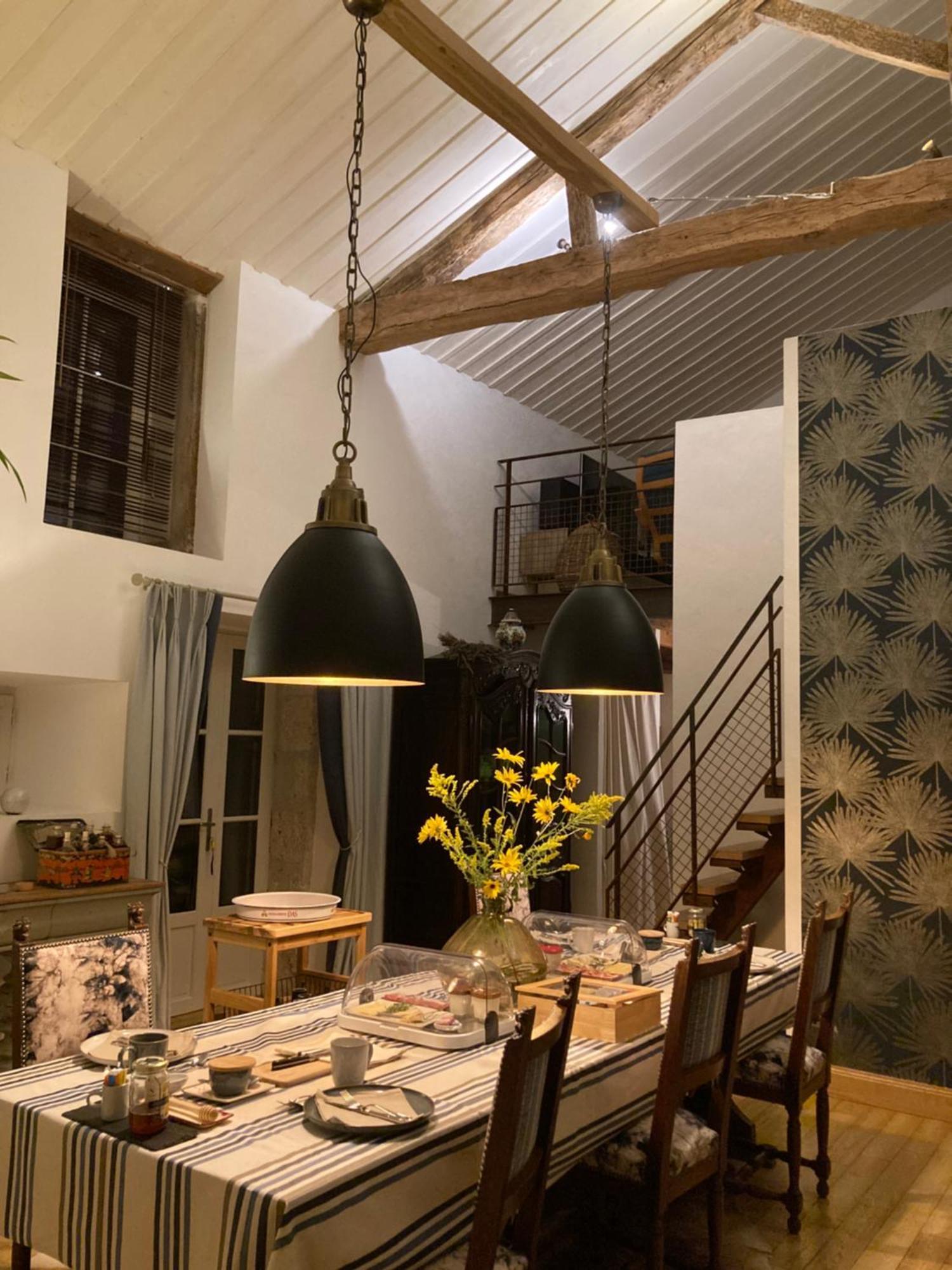 La Ferme Buissonniere Bed & Breakfast Bardou Exterior photo